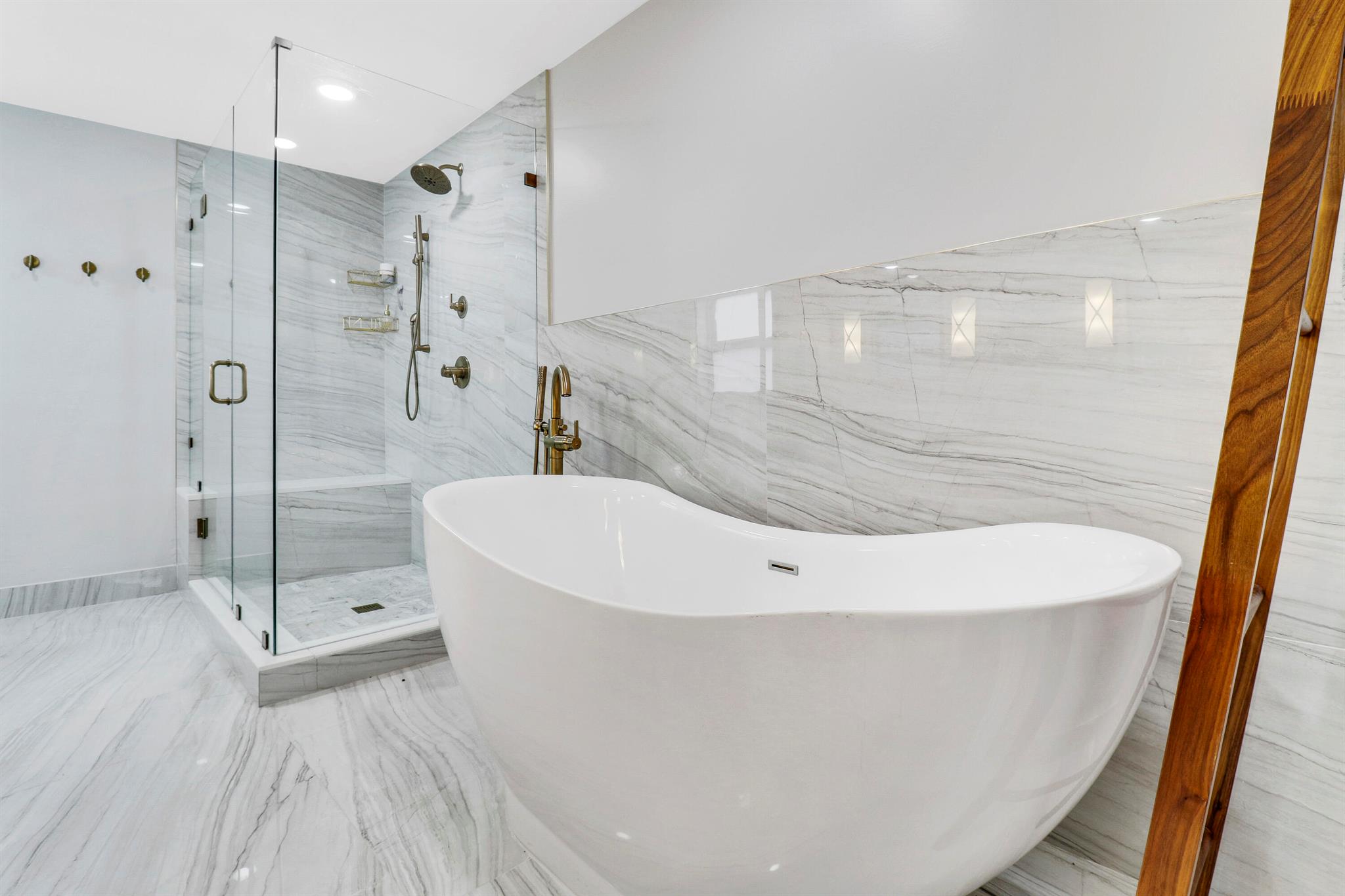 3841 Buttercup Circle S