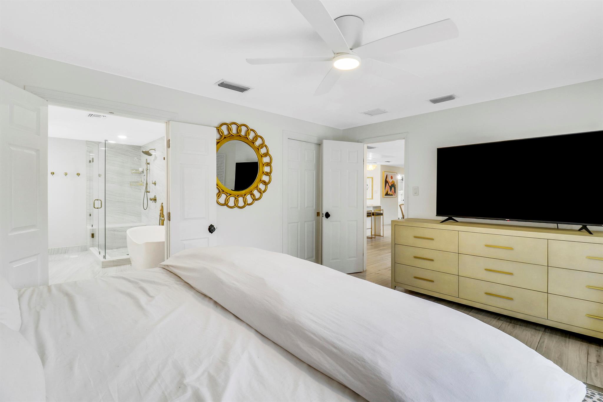 3841 Buttercup Circle S