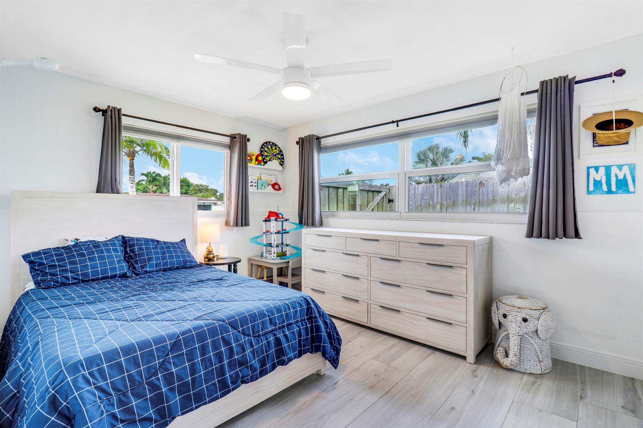 3841 Buttercup Circle S