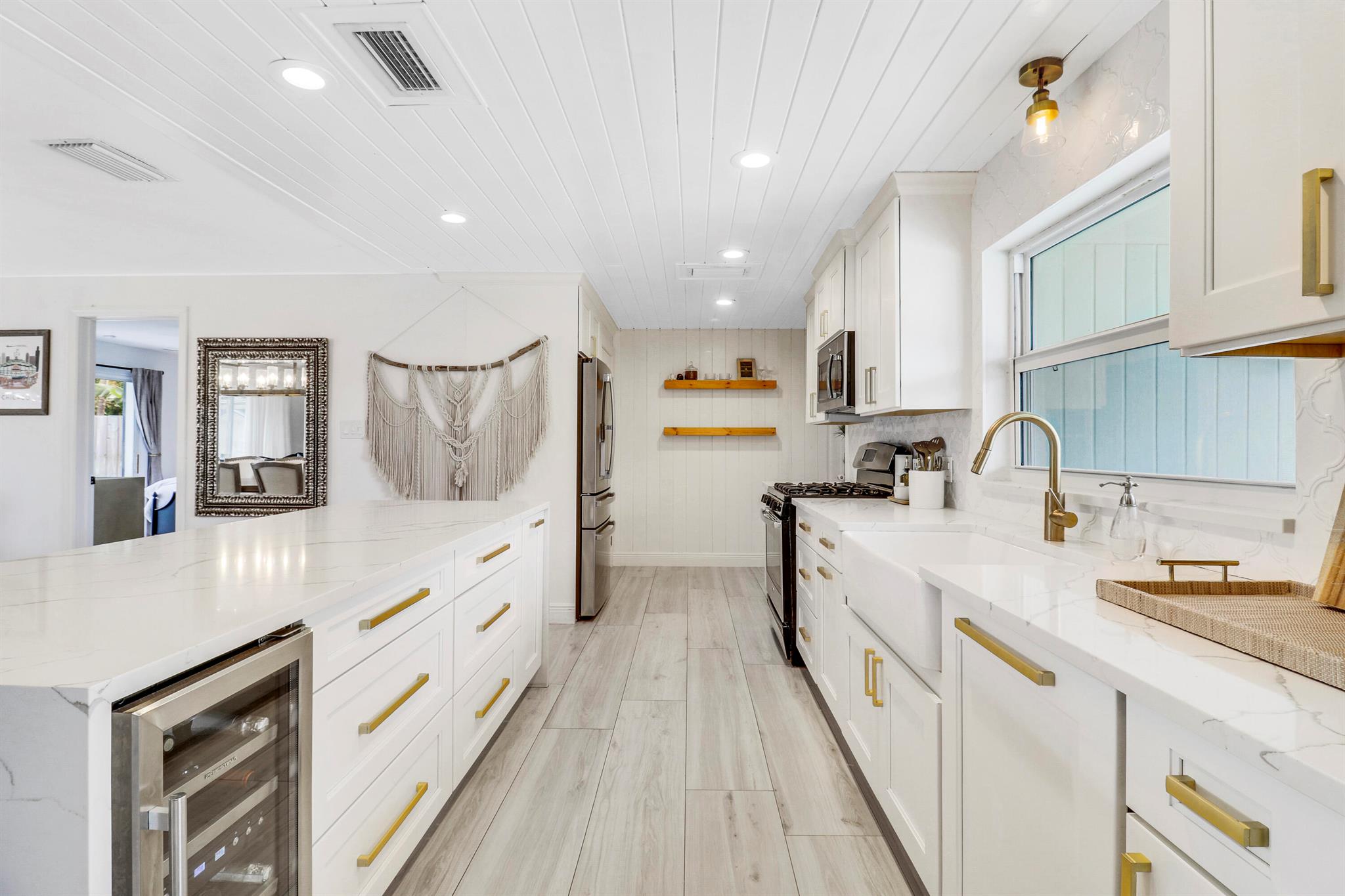 3841 Buttercup Circle S