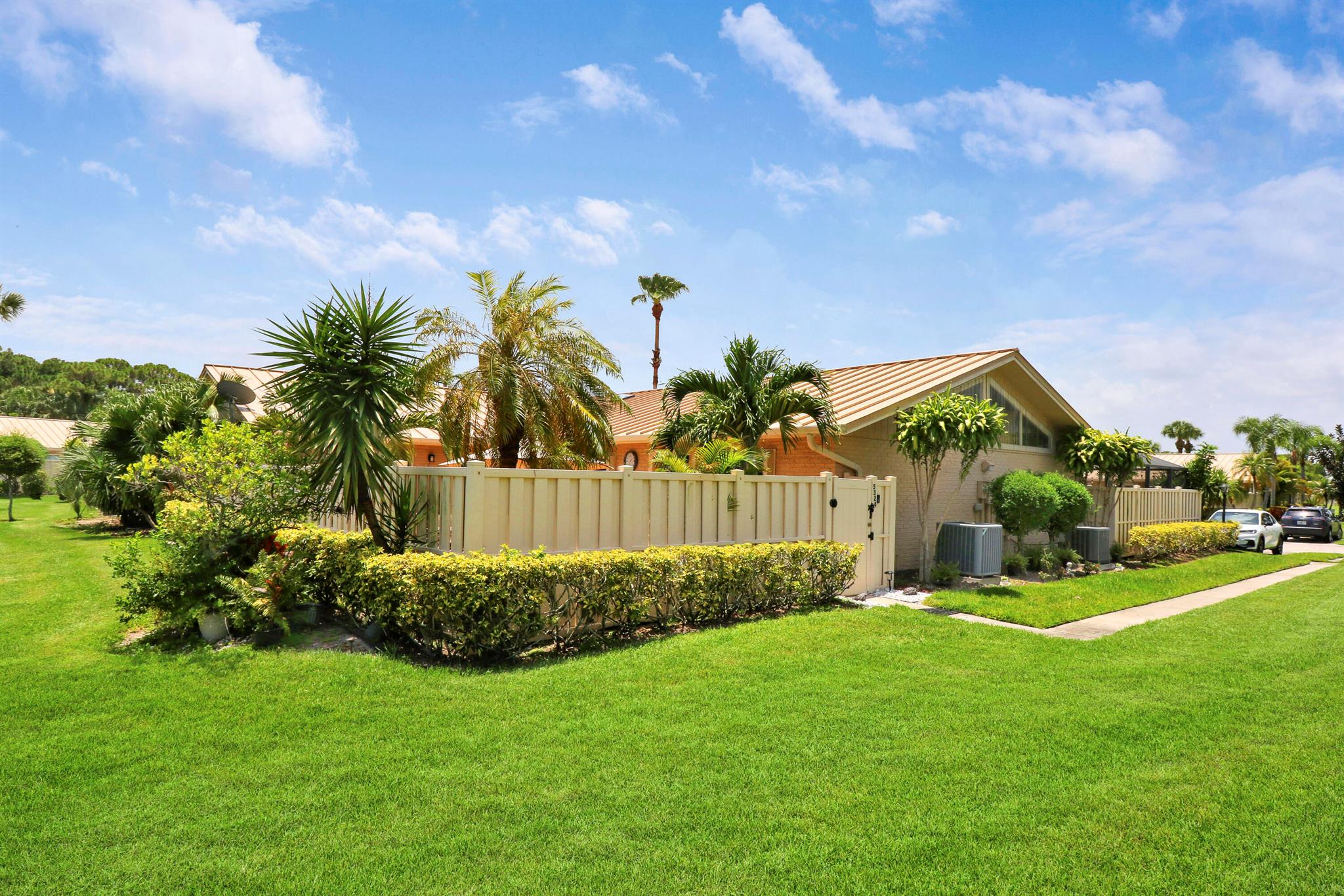 5324 Eagle Lake Drive