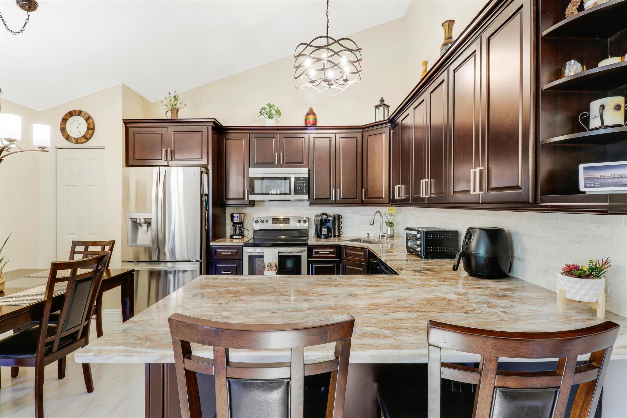 5324 Eagle Lake Drive