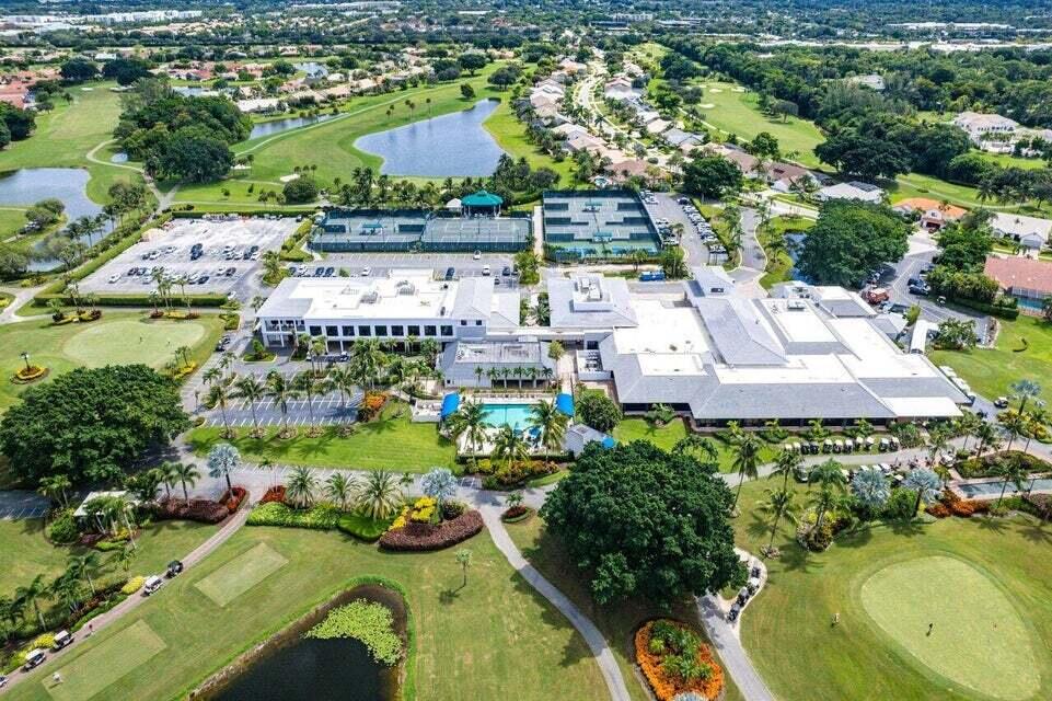 11319 Boca Woods Lane