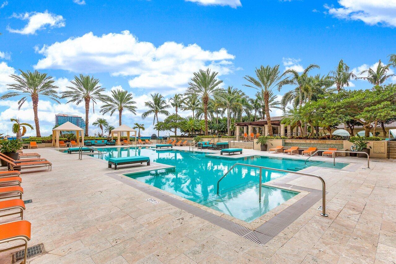 550 Okeechobee Boulevard 1420