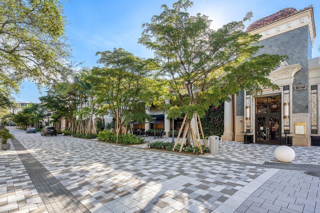 550 Okeechobee Boulevard 1420
