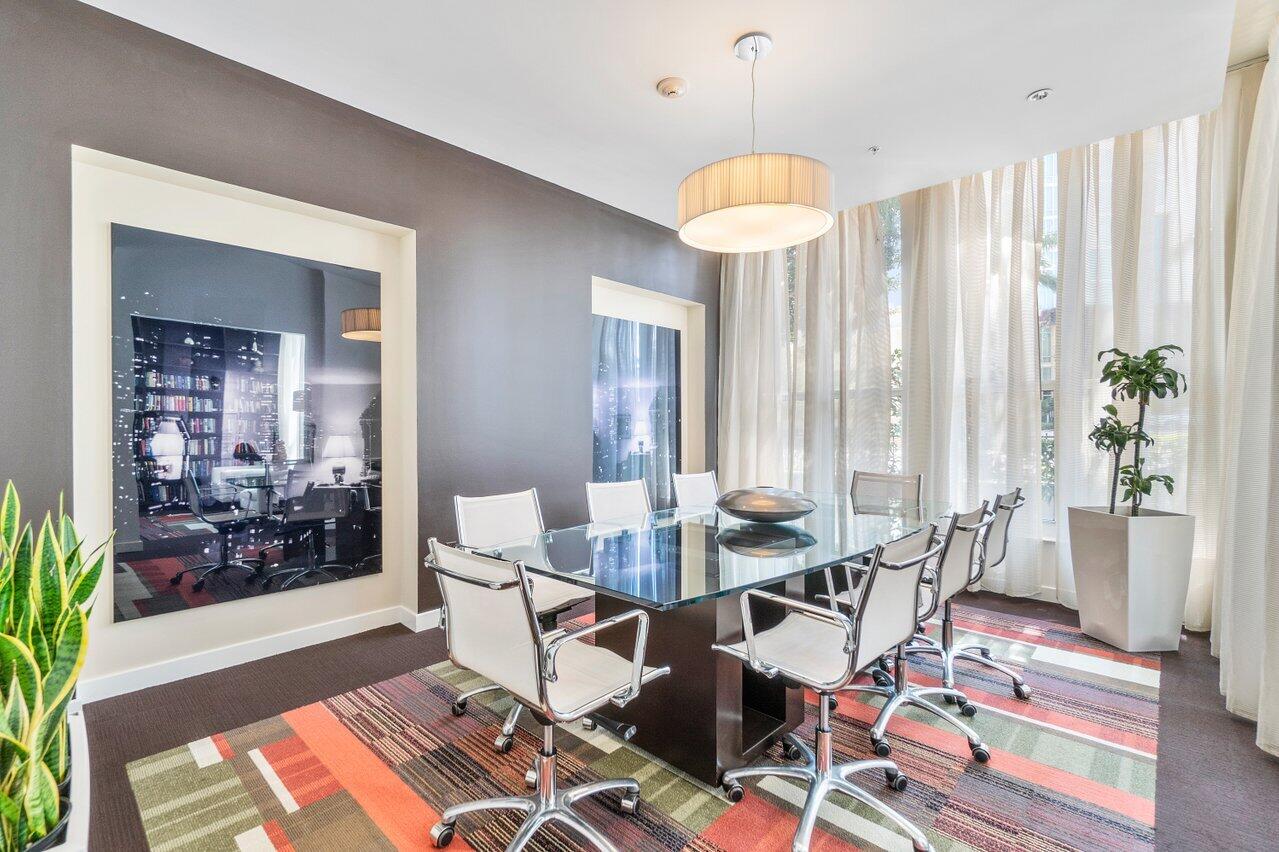 550 Okeechobee Boulevard 1420