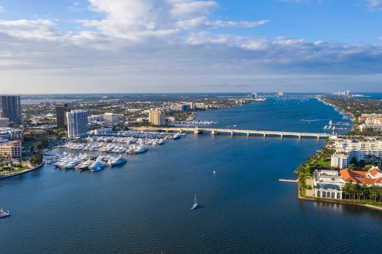 550 Okeechobee Boulevard 1420