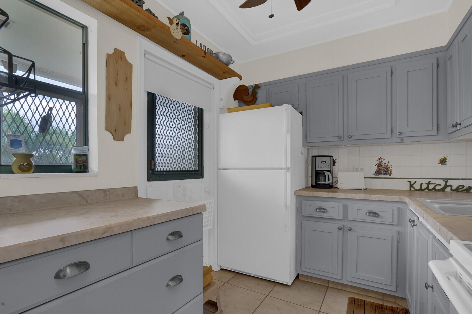 2111 NE 1st Court 204