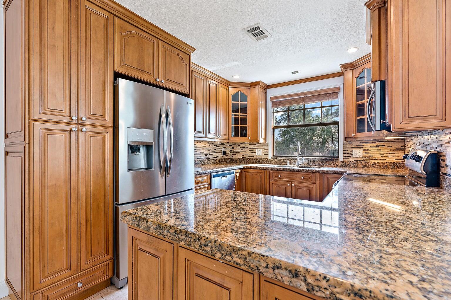 705 Mainsail Circle