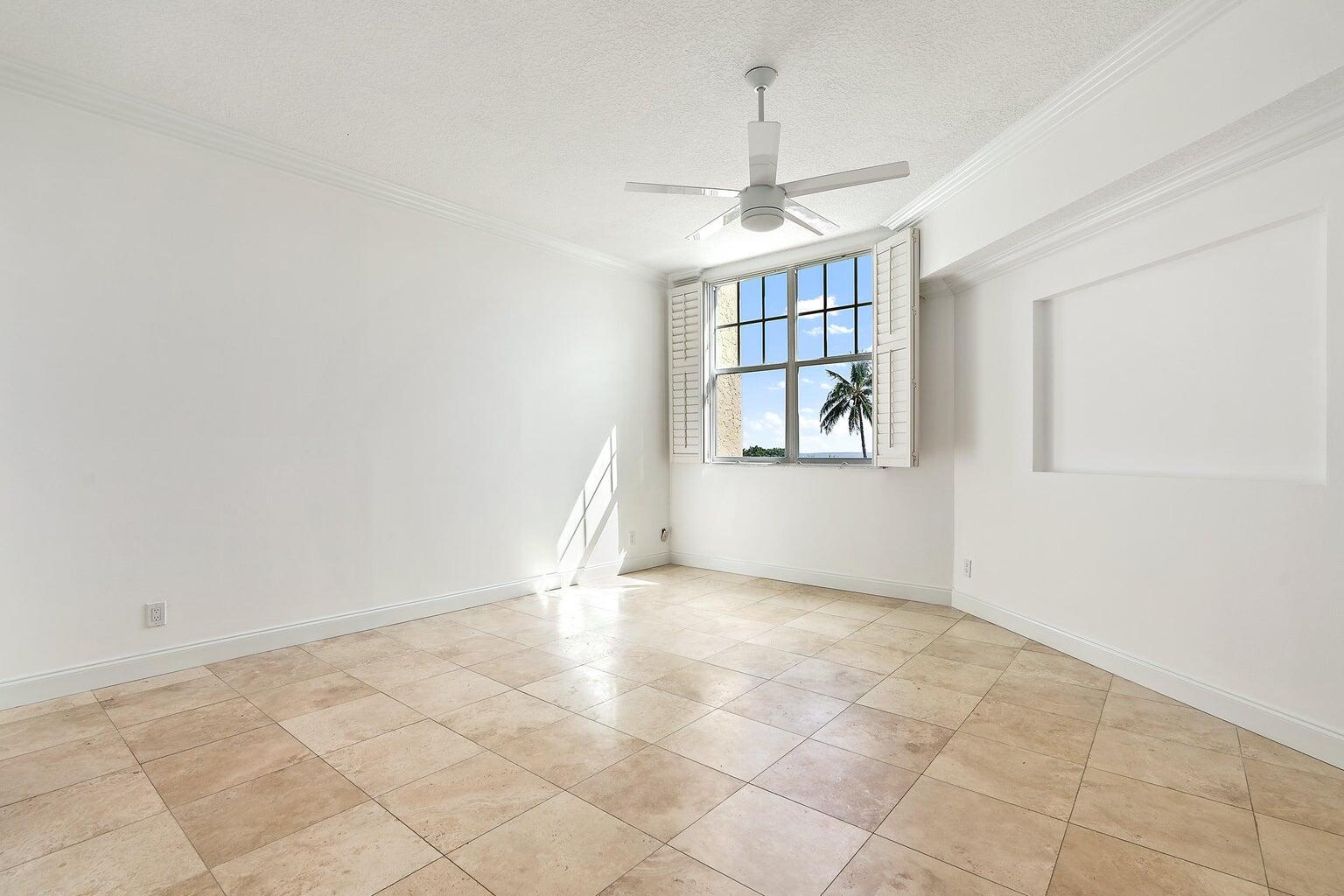 705 Mainsail Circle
