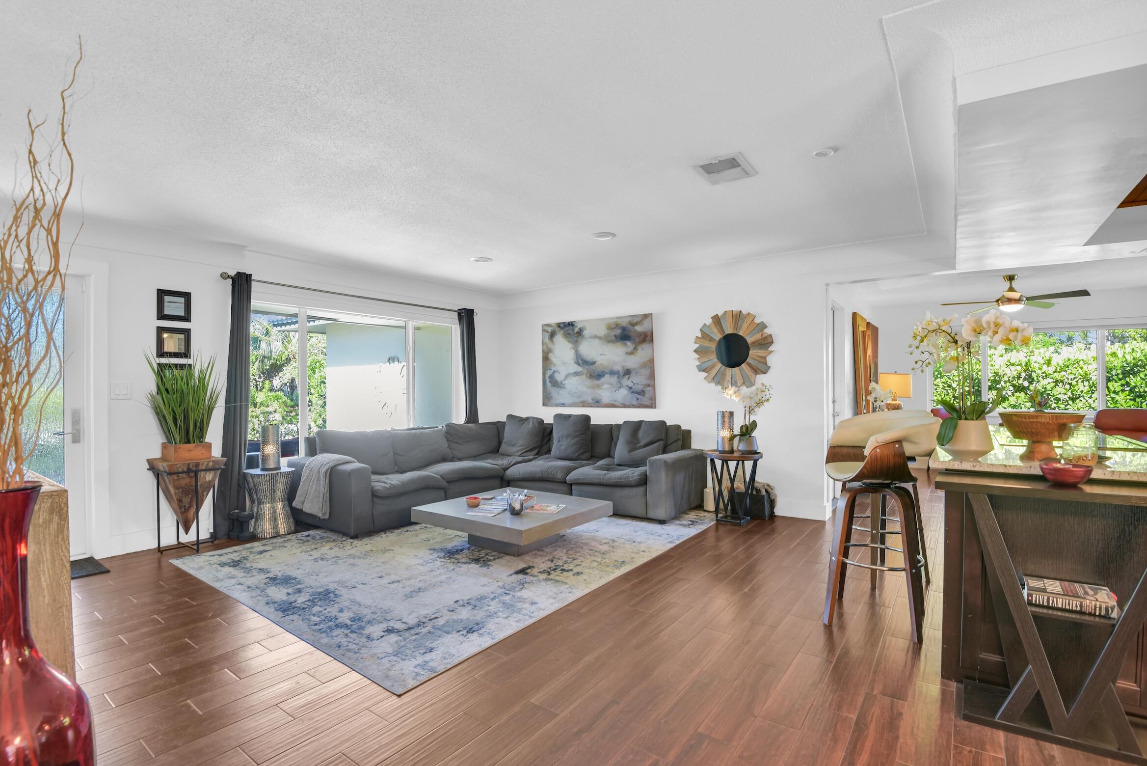 1103 SE 6th Street