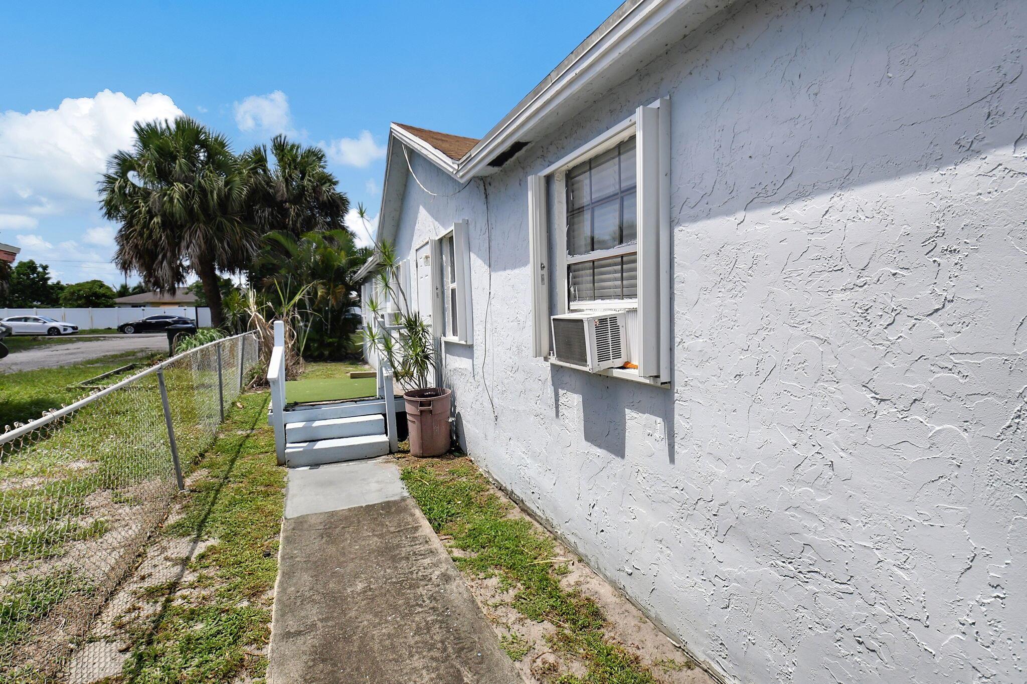 706 Lake Ida Road