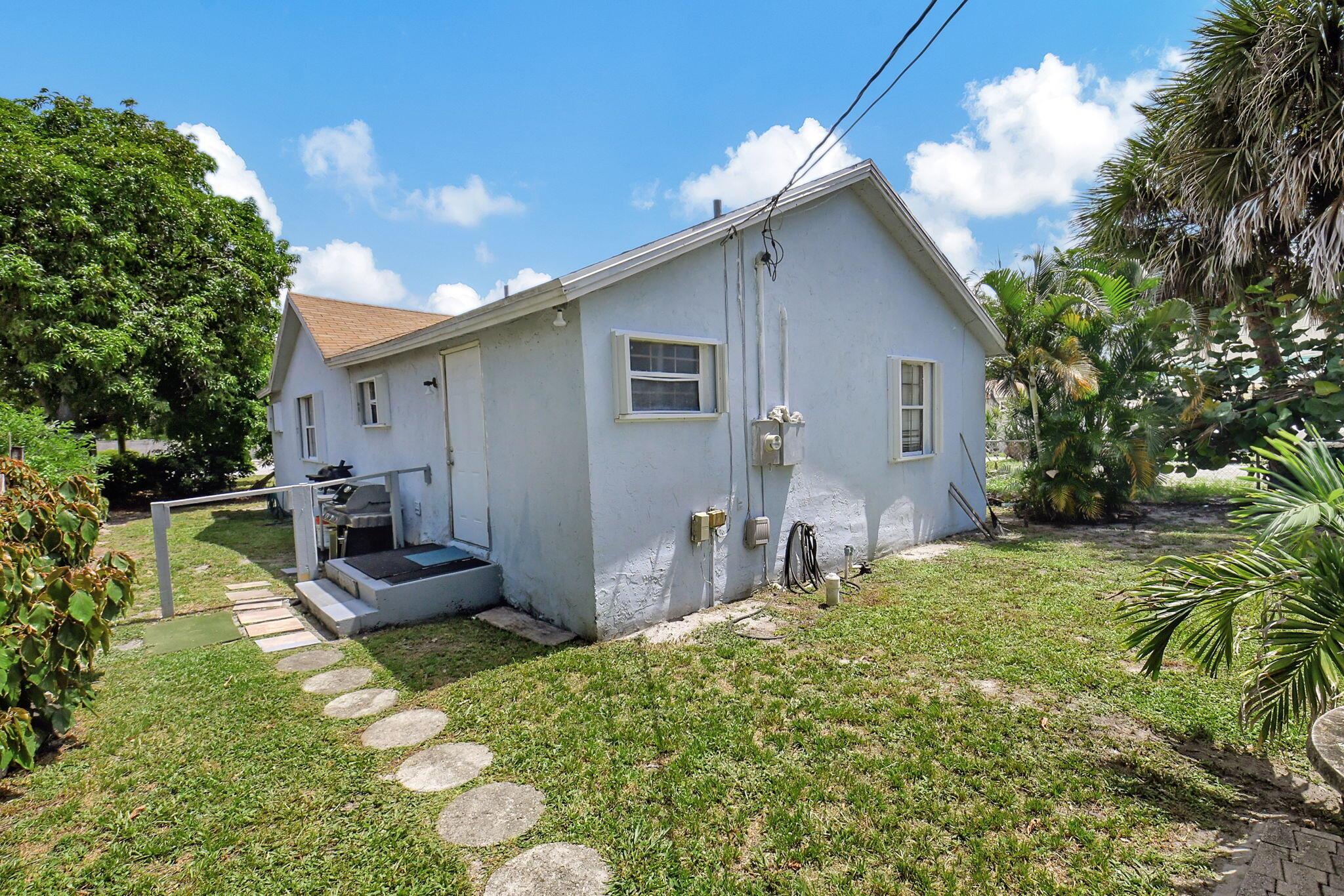 706 Lake Ida Road
