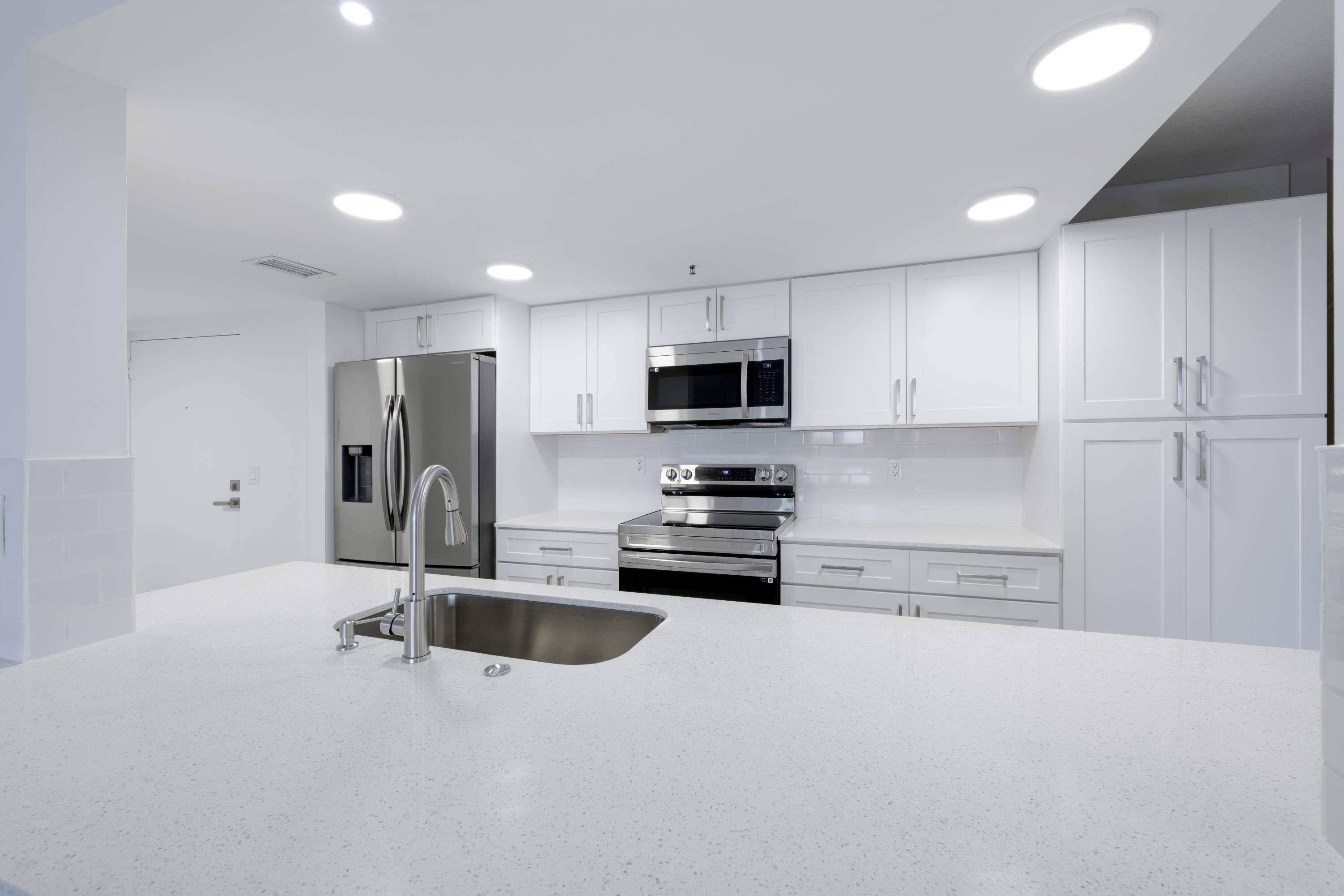 3360 S Ocean Boulevard 2hll