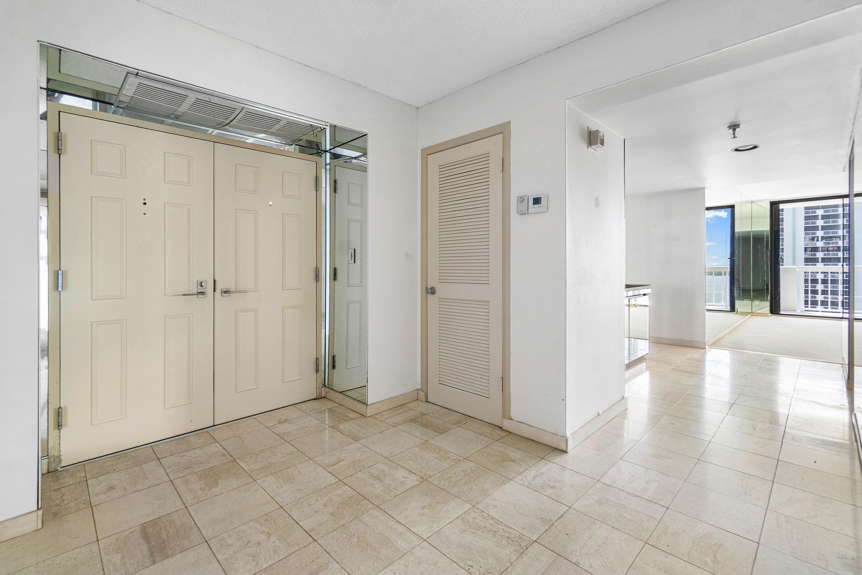 123 Lakeshore Drive 1543