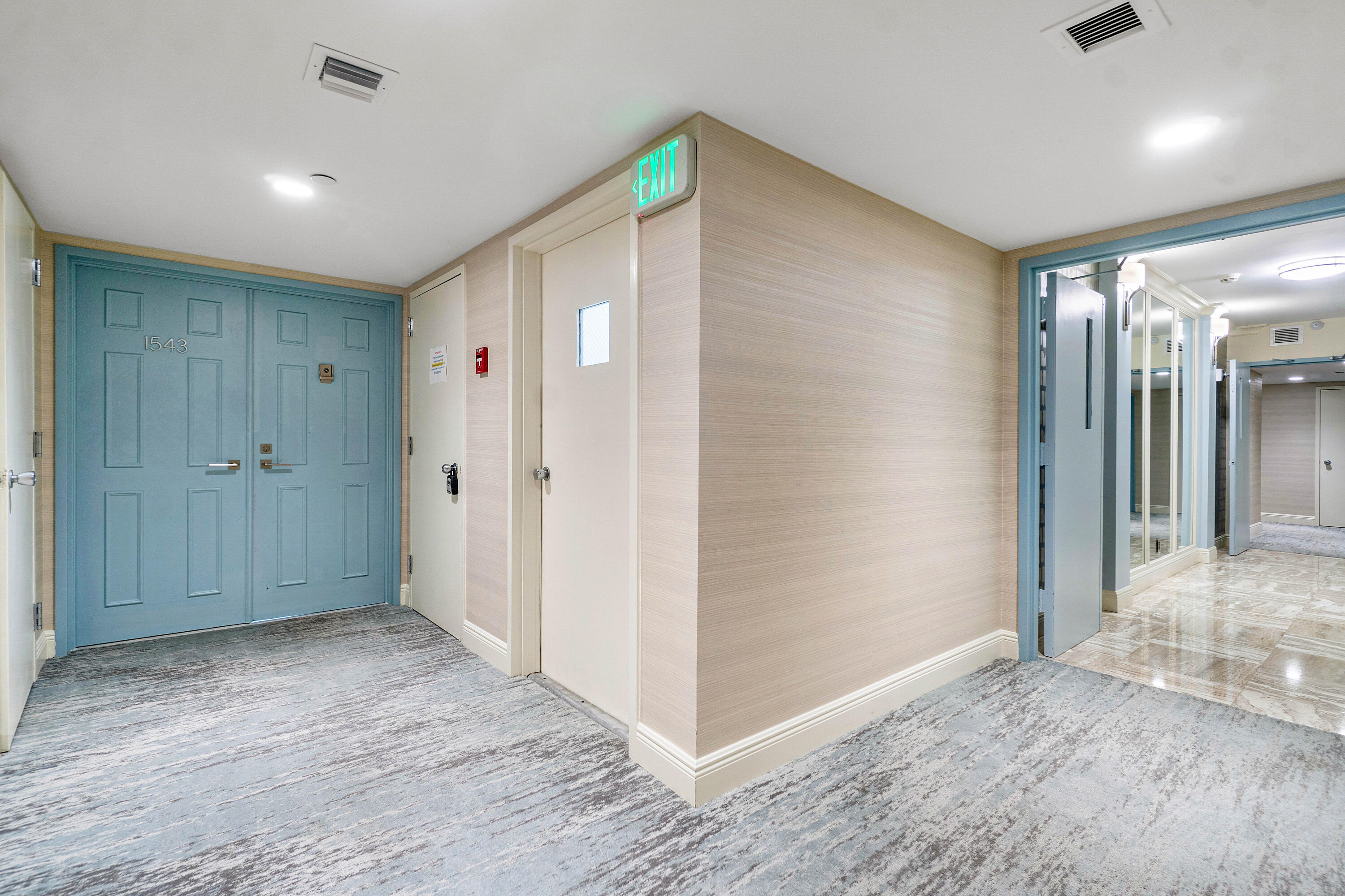 123 Lakeshore Drive 1543