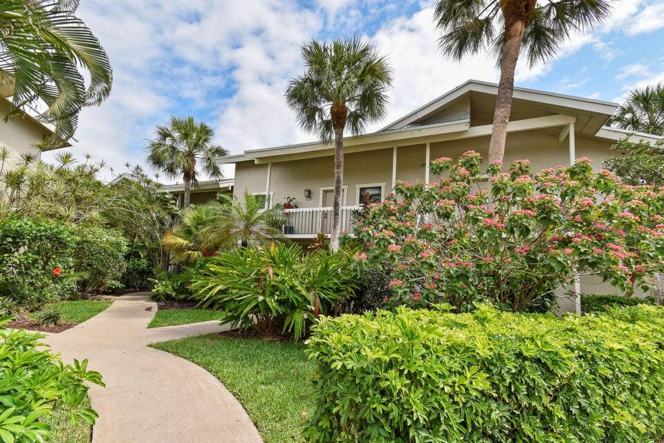 11863 Wimbledon Circle 506