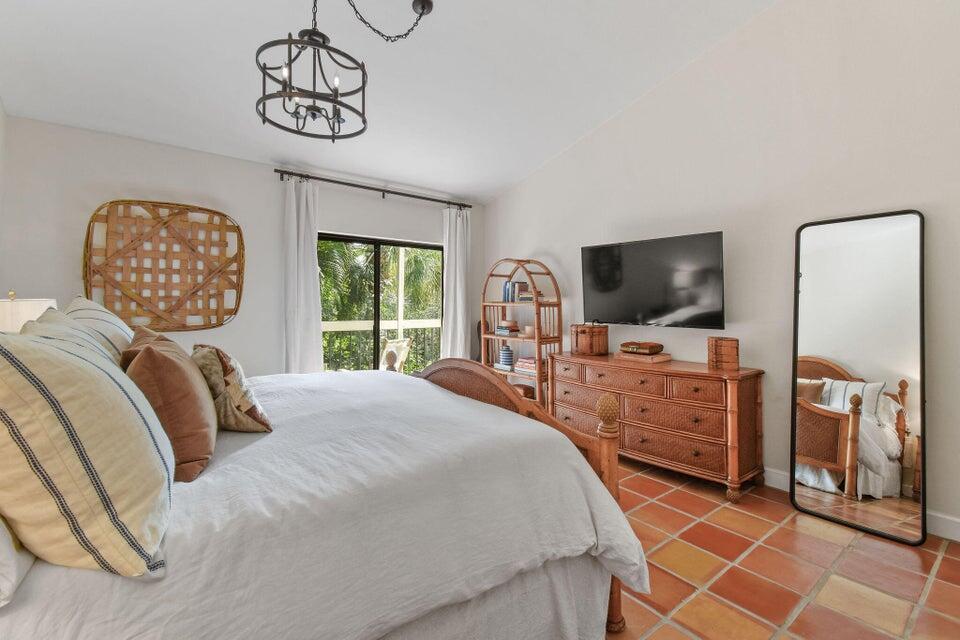 11863 Wimbledon Circle 506