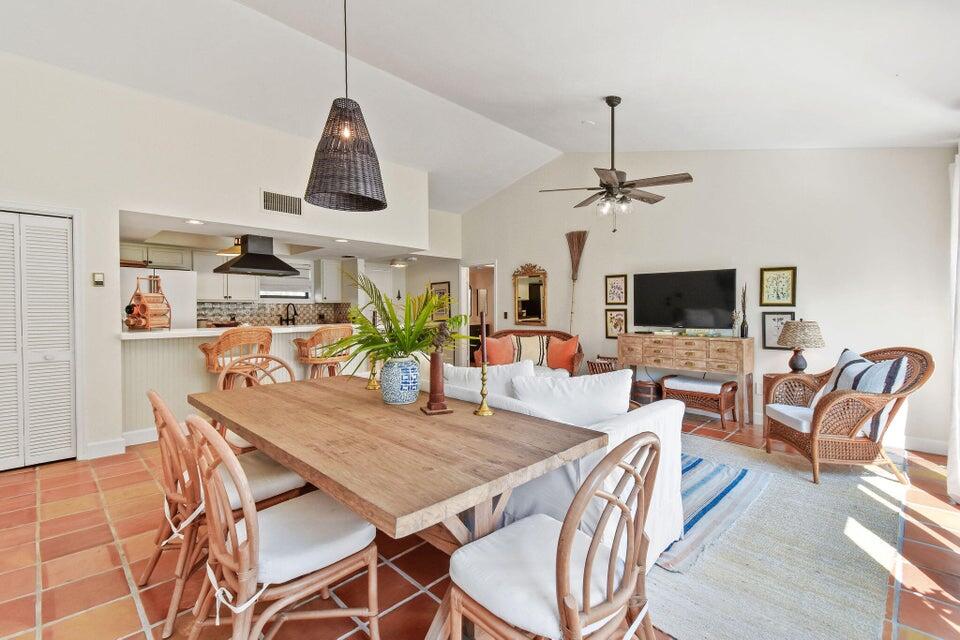 11863 Wimbledon Circle 506