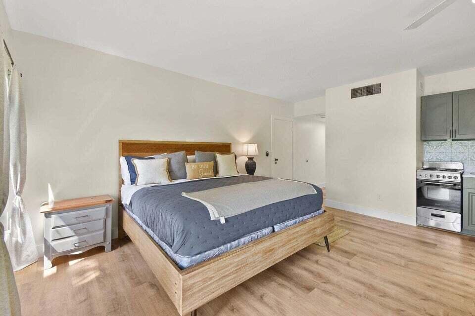 13334 Polo Club Road 240