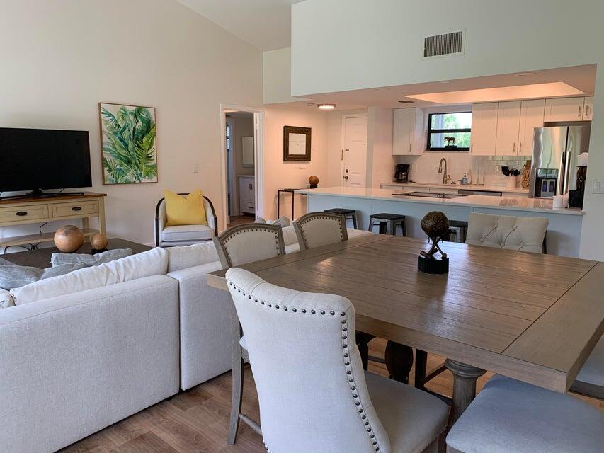 11863 Wimbledon Circle 509