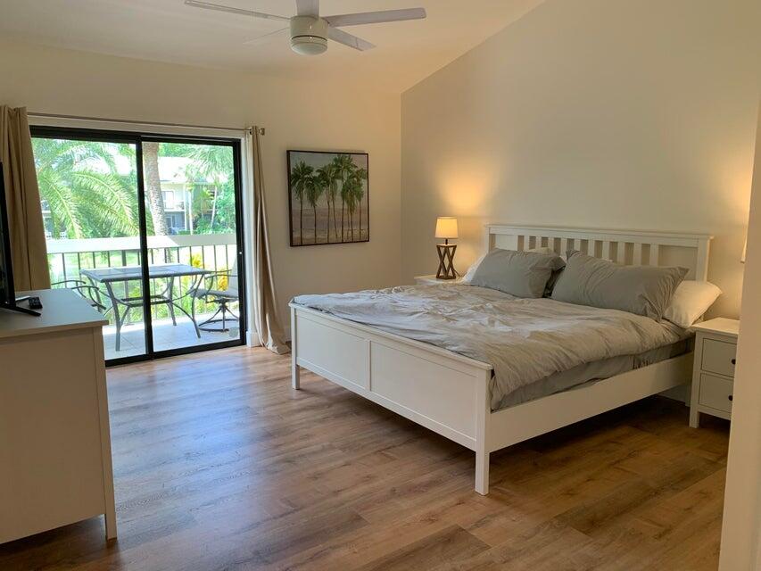 11863 Wimbledon Circle 509