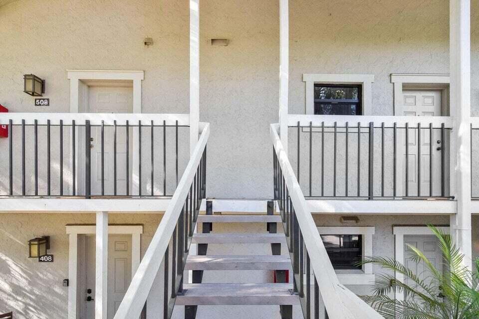 11863 Wimbledon Circle 508