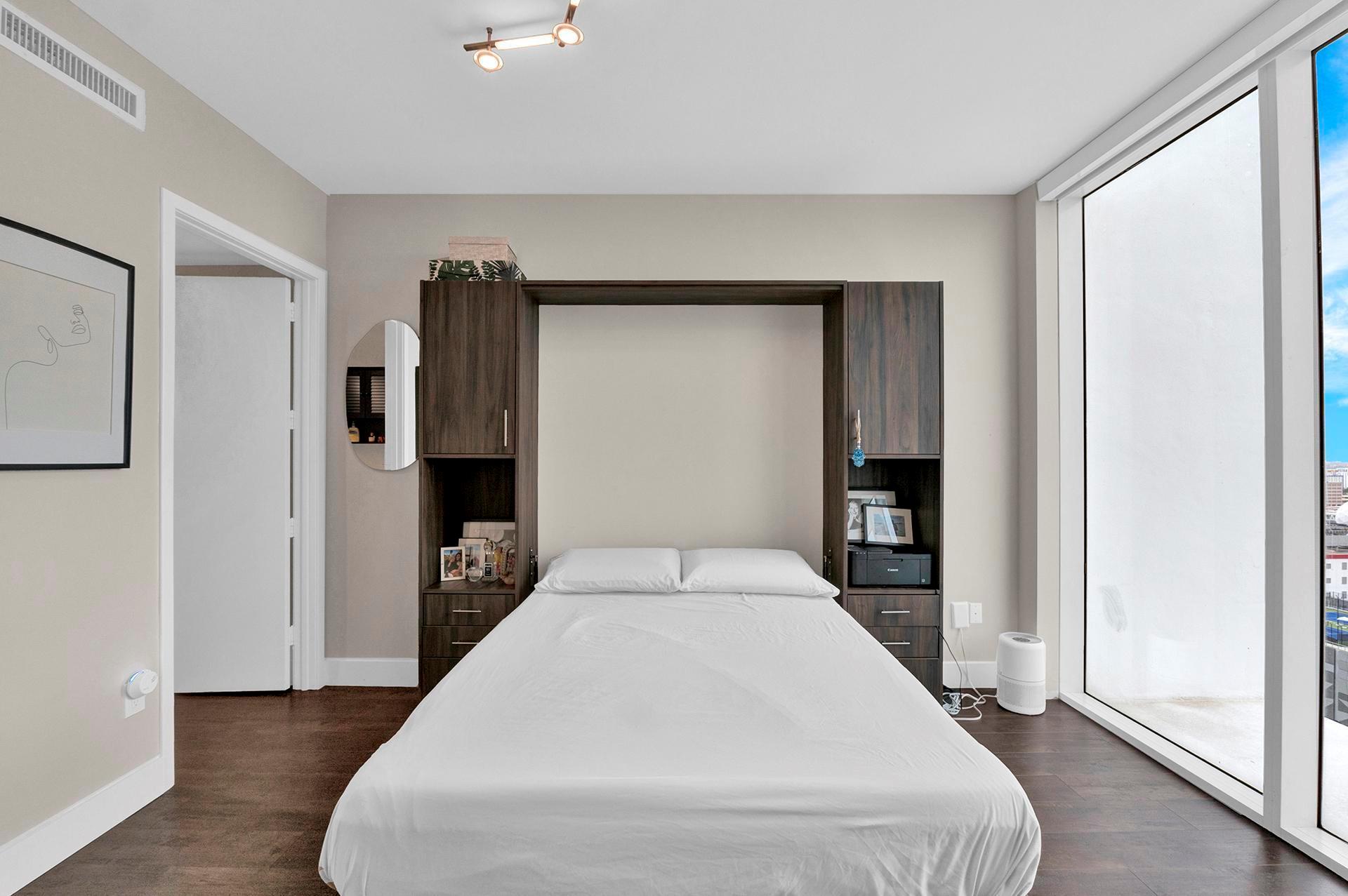 1040 Biscayne Boulevard 2106