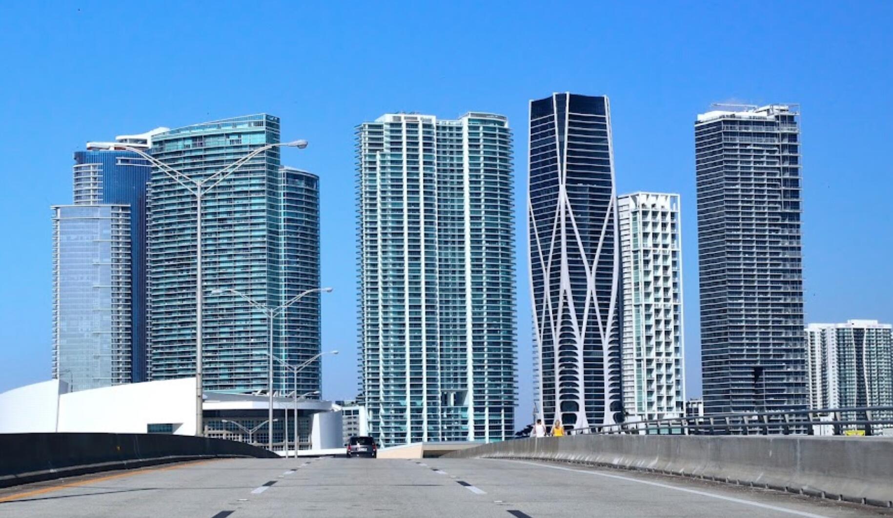 1040 Biscayne Boulevard 2106