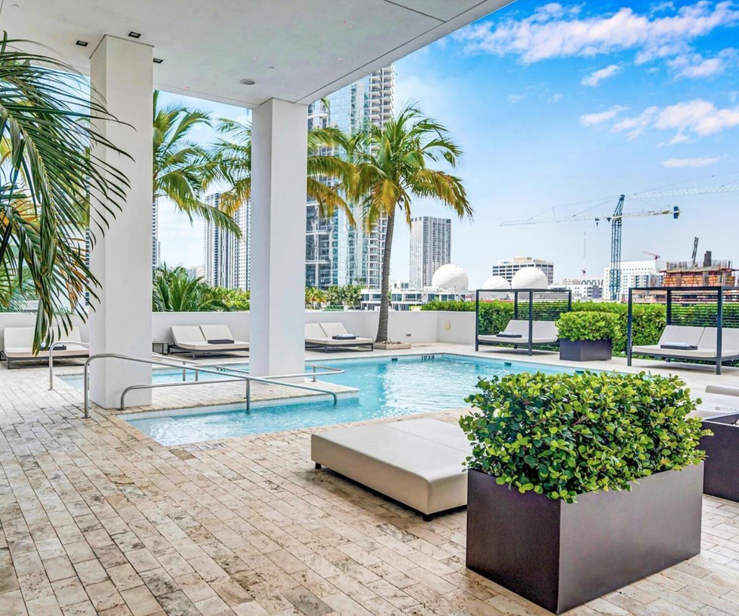 1040 Biscayne Boulevard 2106