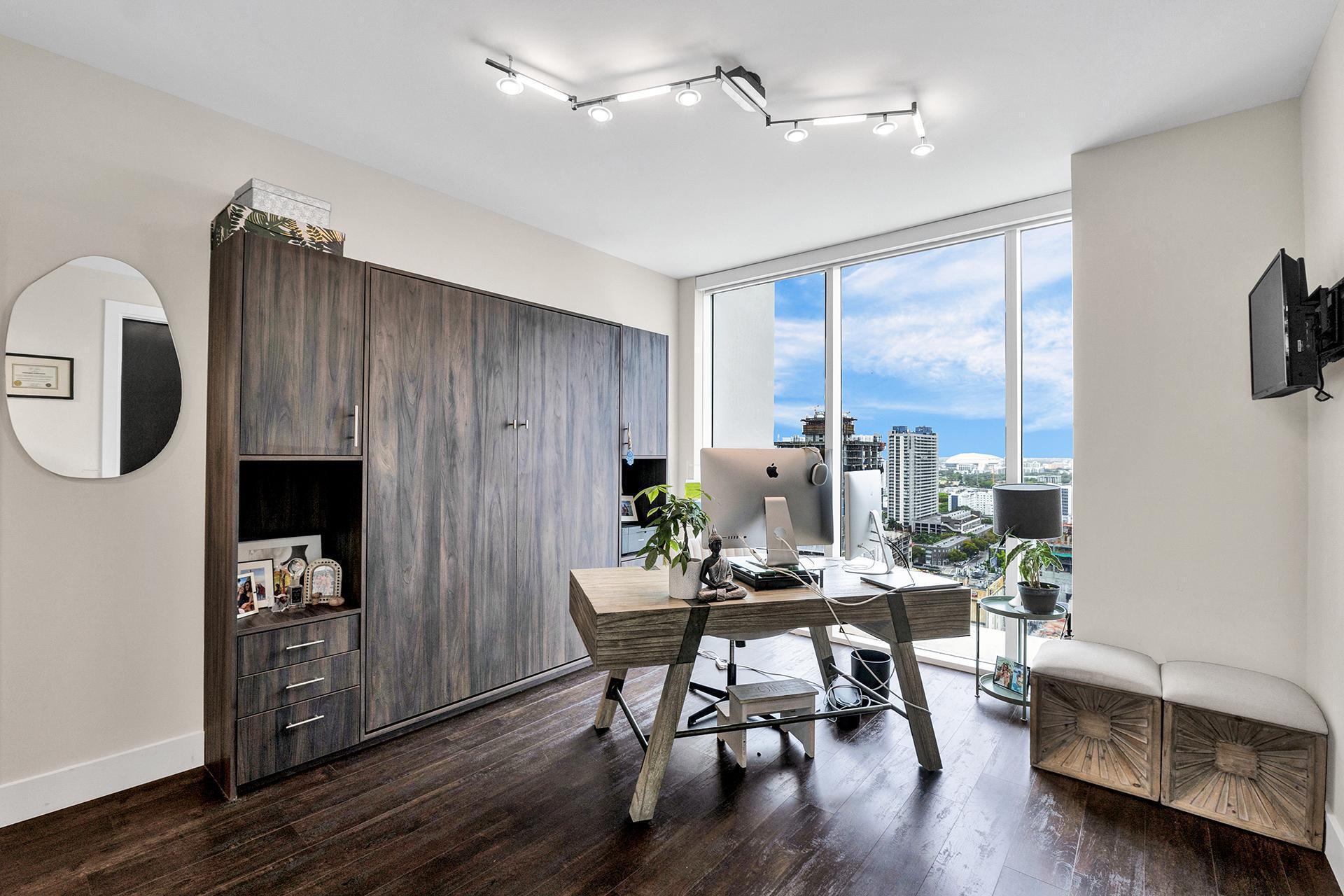 1040 Biscayne Boulevard 2106