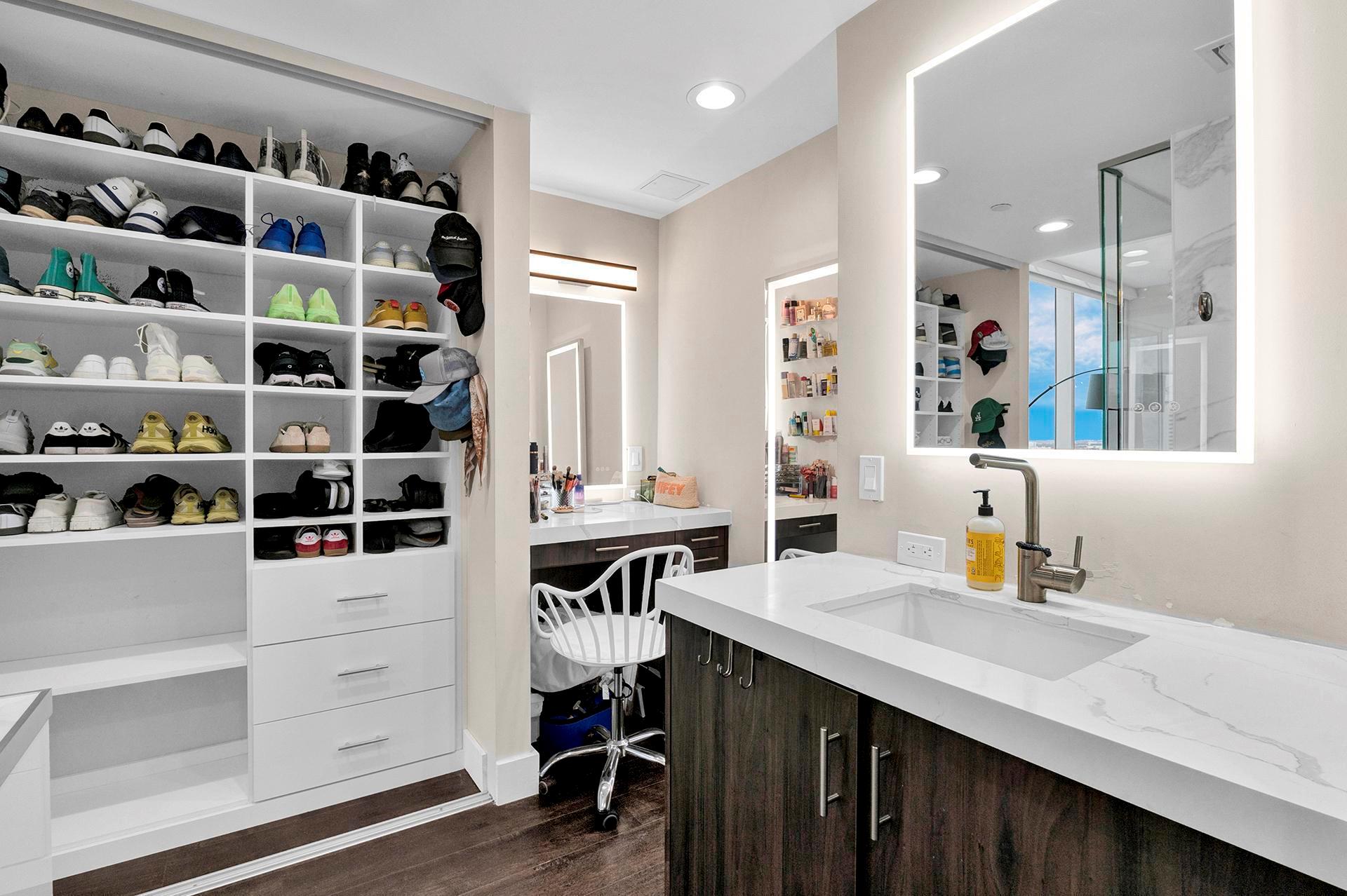 1040 Biscayne Boulevard 2106