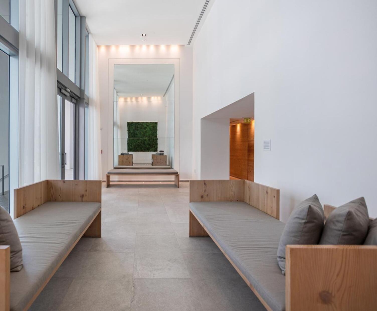 1040 Biscayne Boulevard 2106