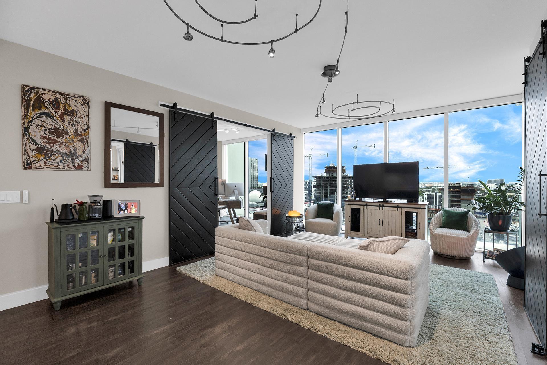 1040 Biscayne Boulevard 2106