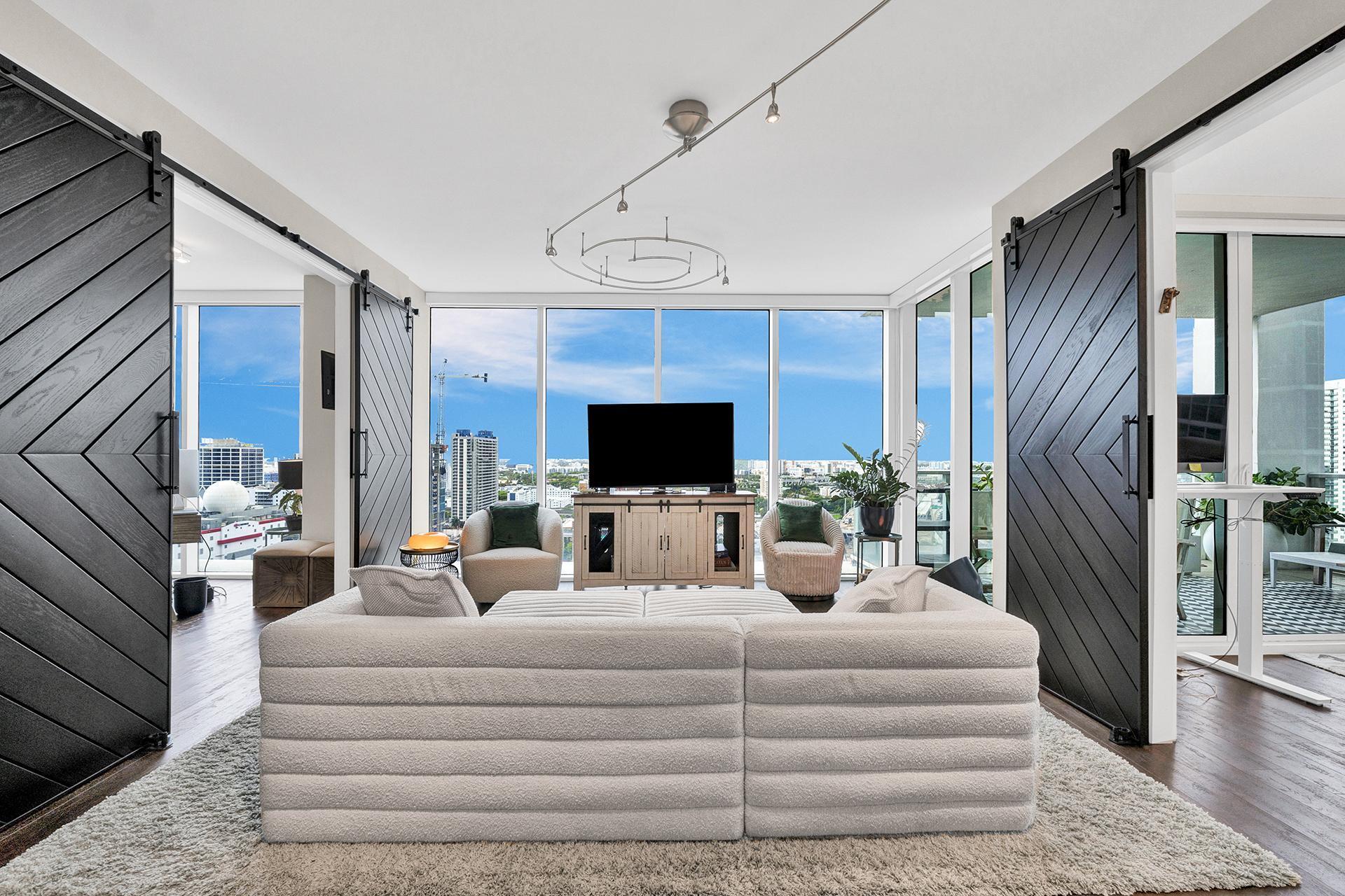 1040 Biscayne Boulevard 2106
