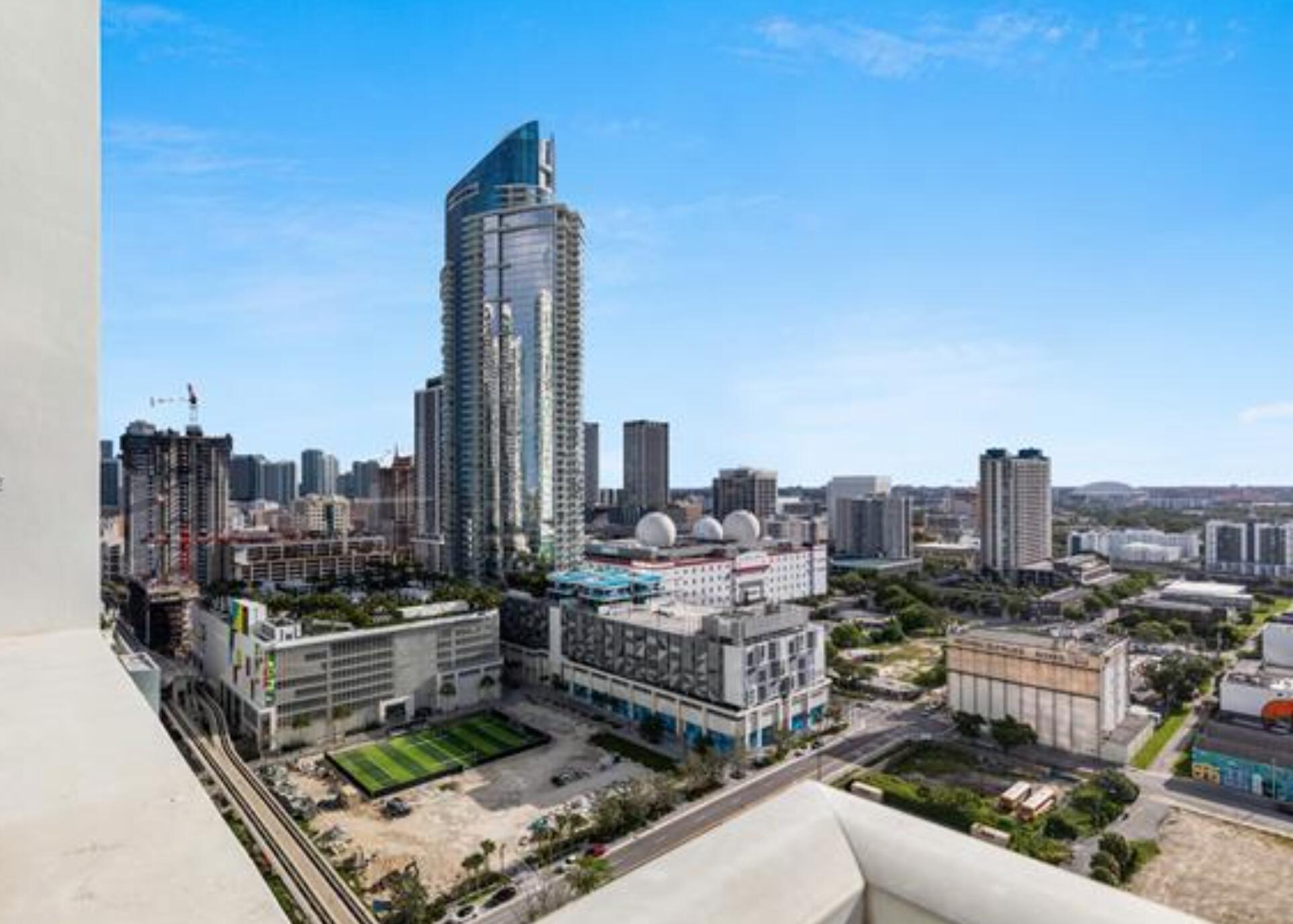 1040 Biscayne Boulevard 2106