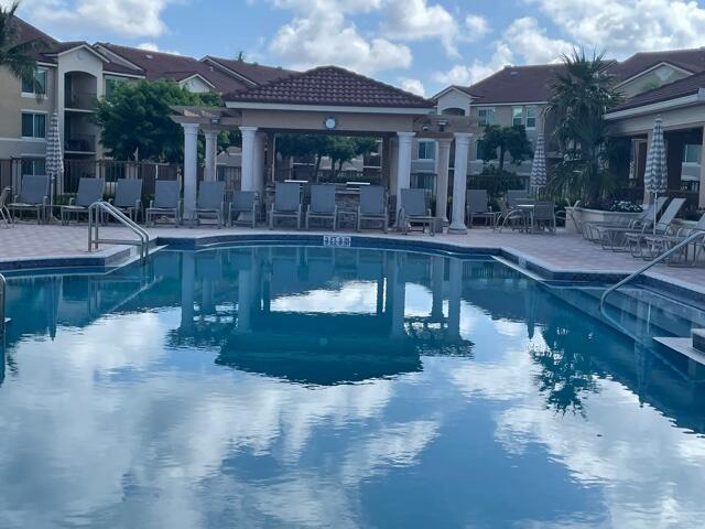 401 Villa Circle