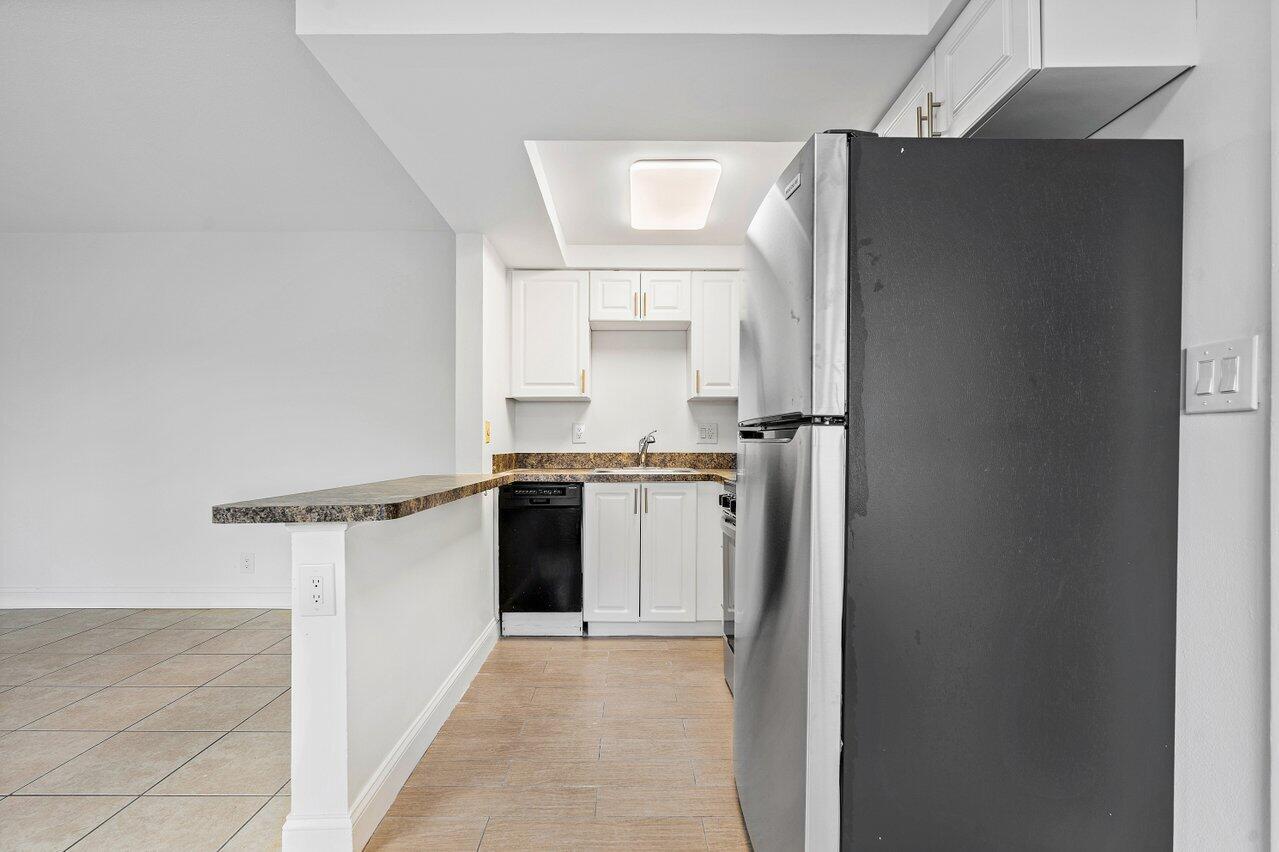 391 SE 19th Avenue 8