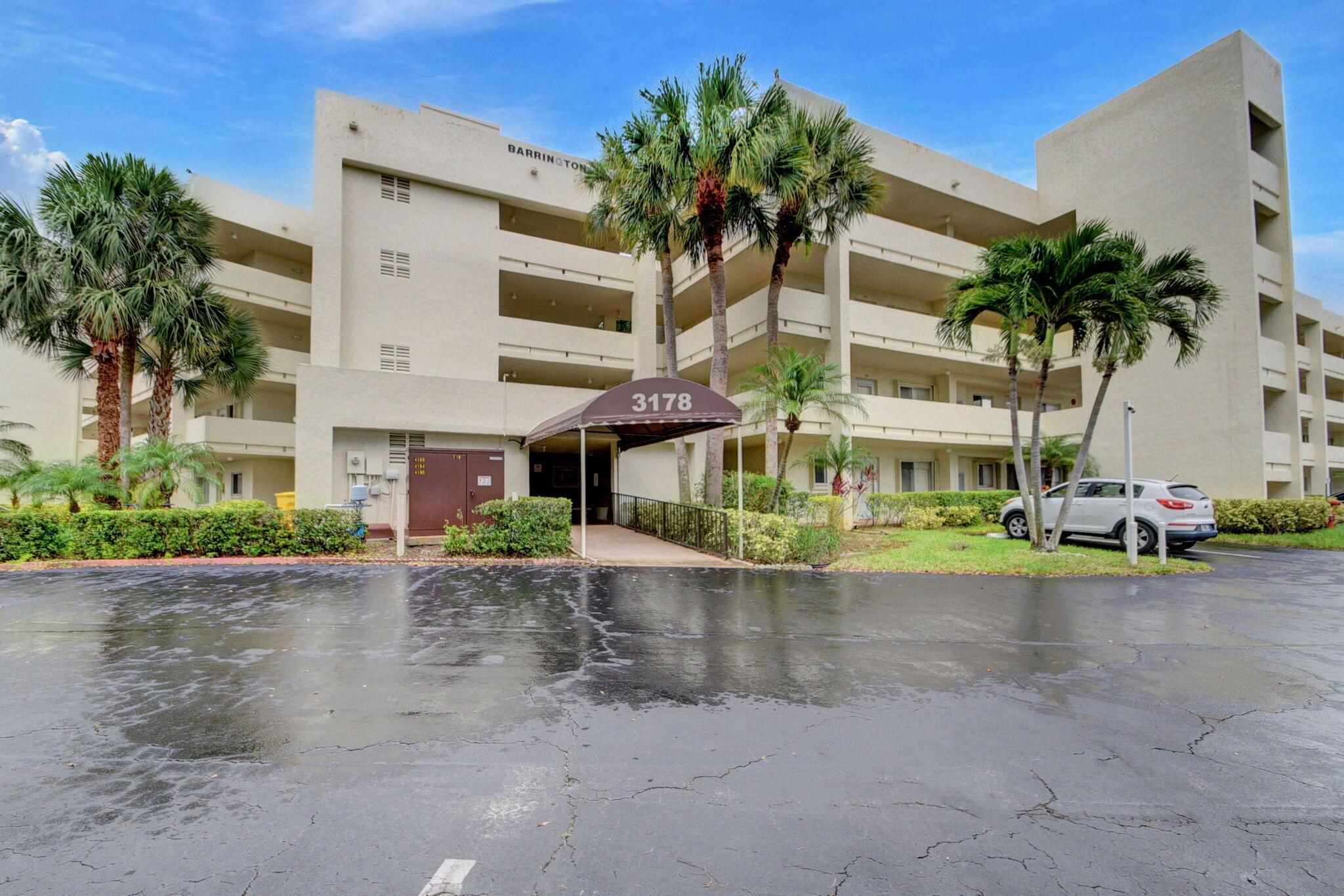 3178 Via Poinciana 208