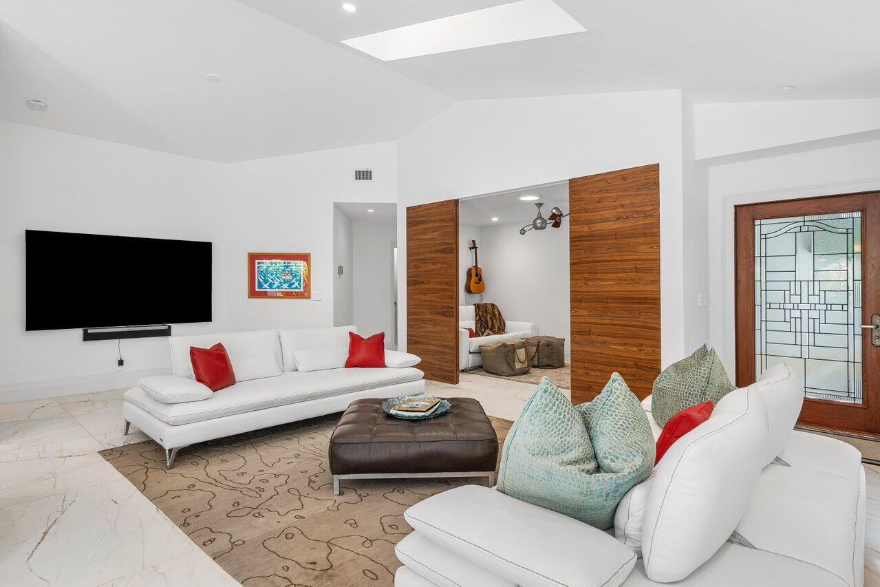 3564 Ensign Circle