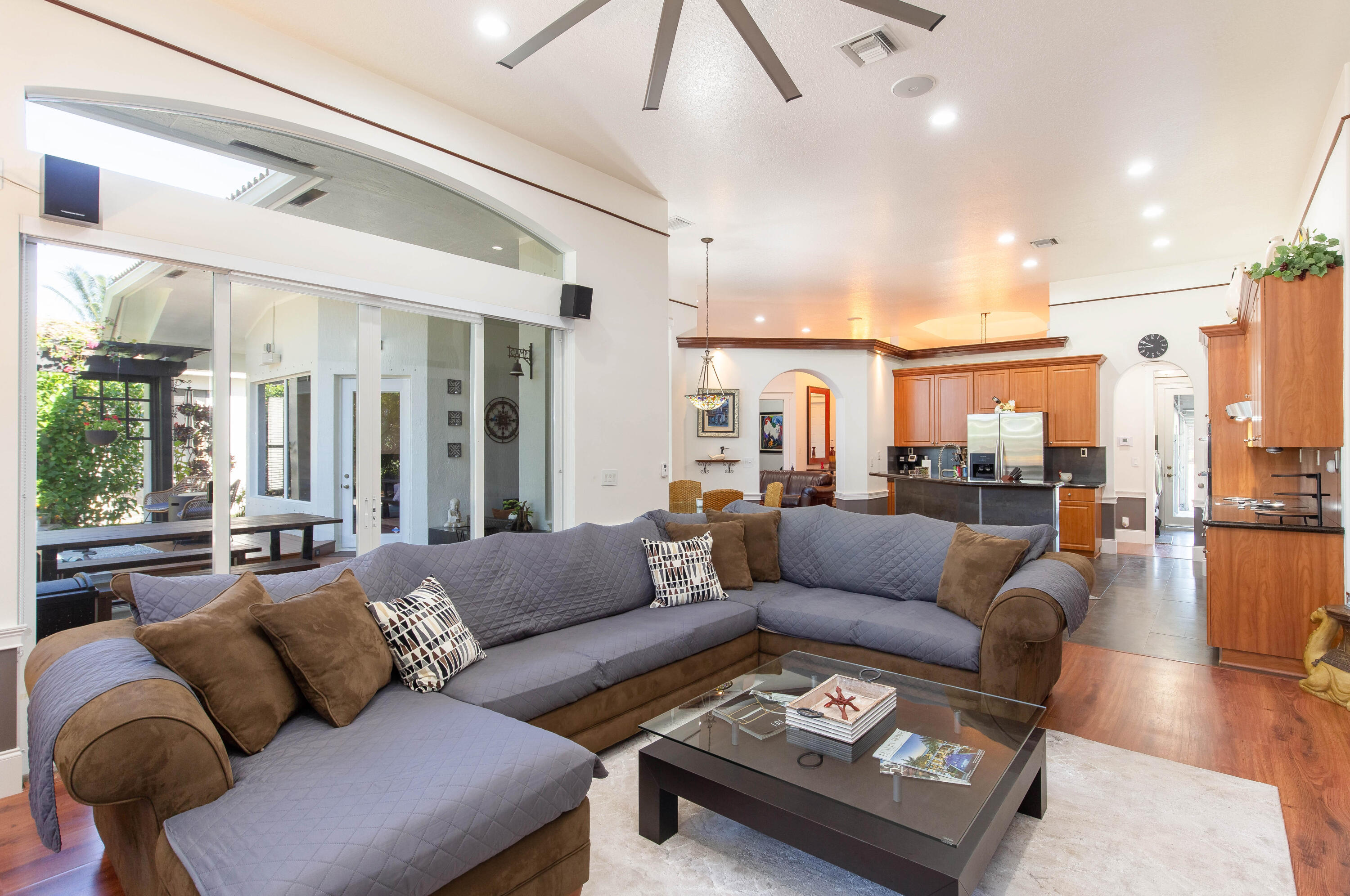 10695 Oak Meadow Lane