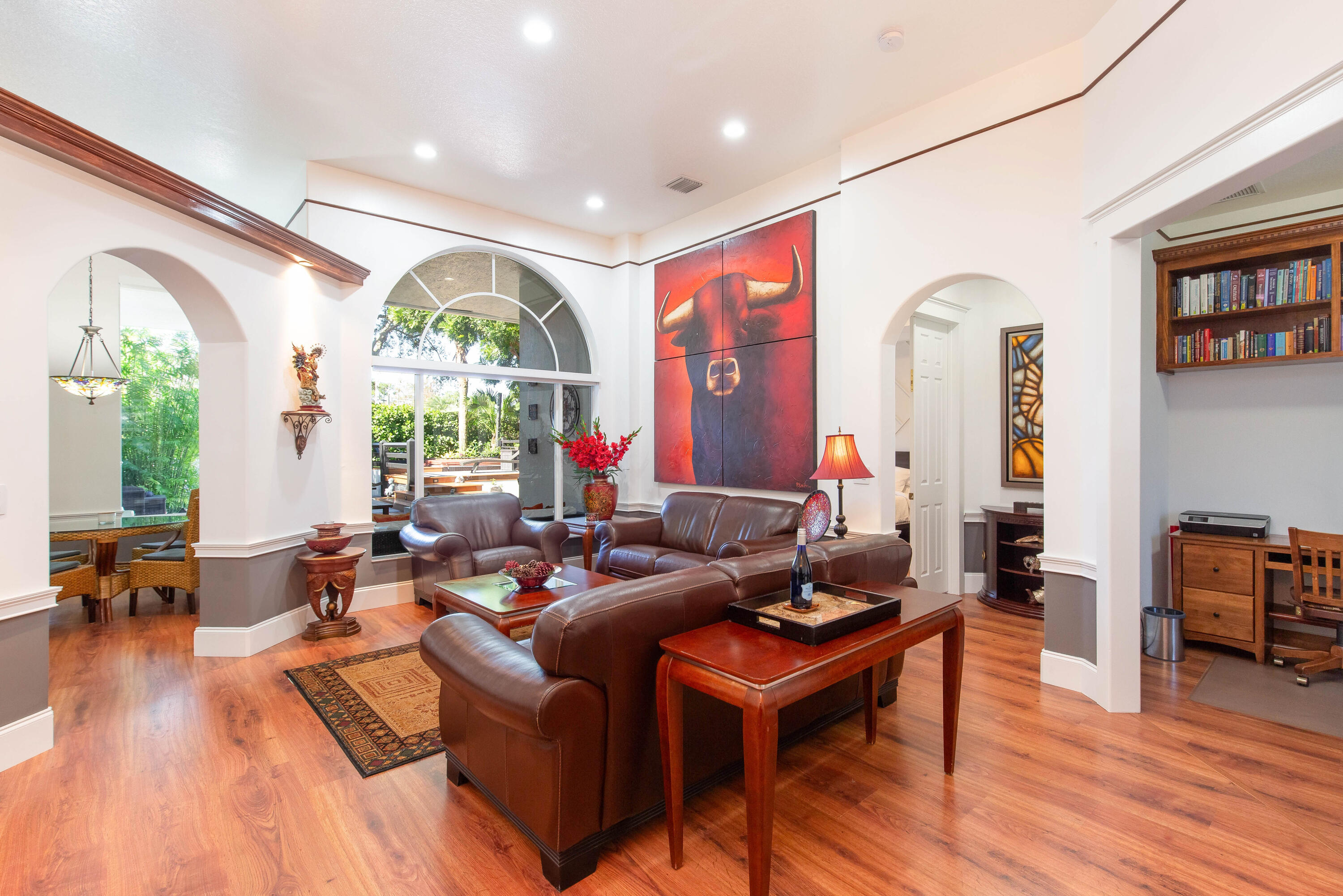 10695 Oak Meadow Lane