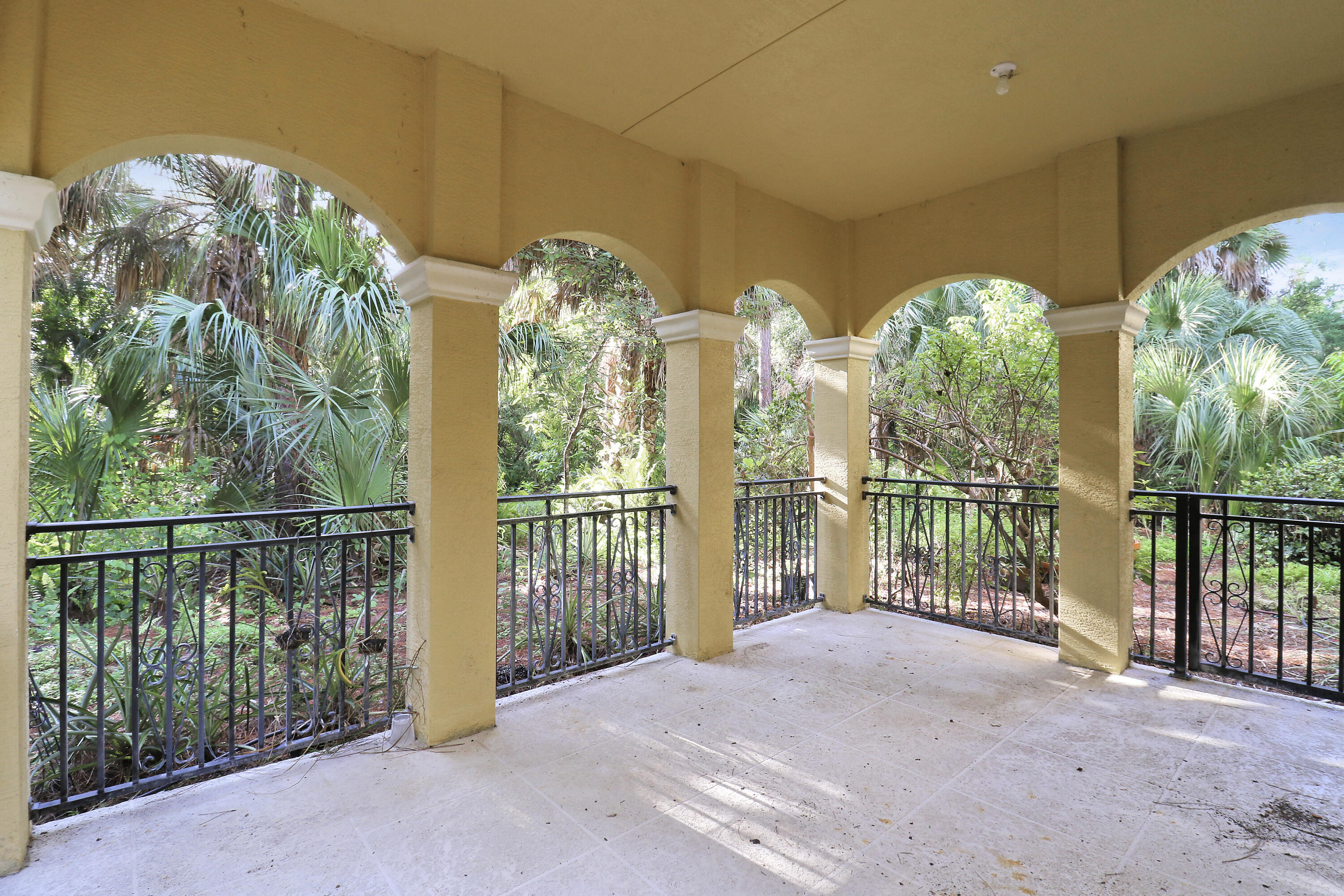 8259 154th Court N