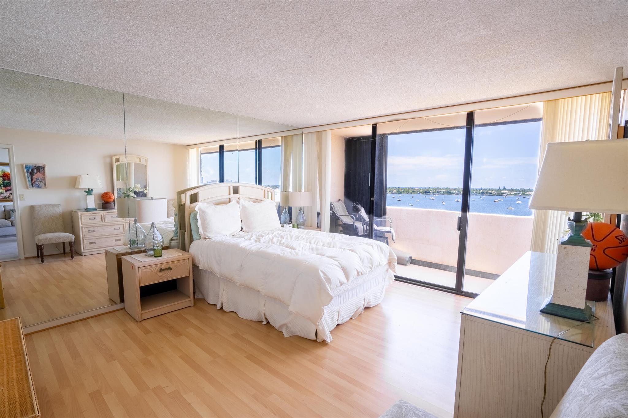 5200 N Flagler Drive 803