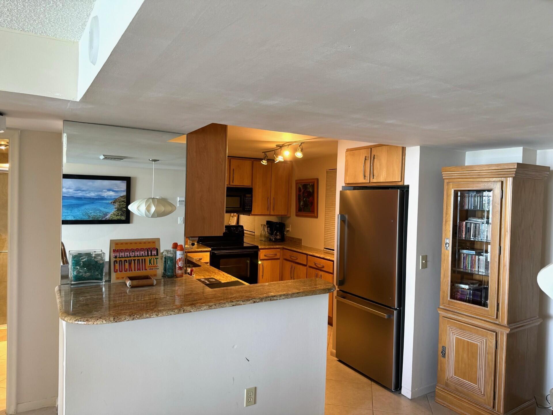 5200 N Flagler Drive 803