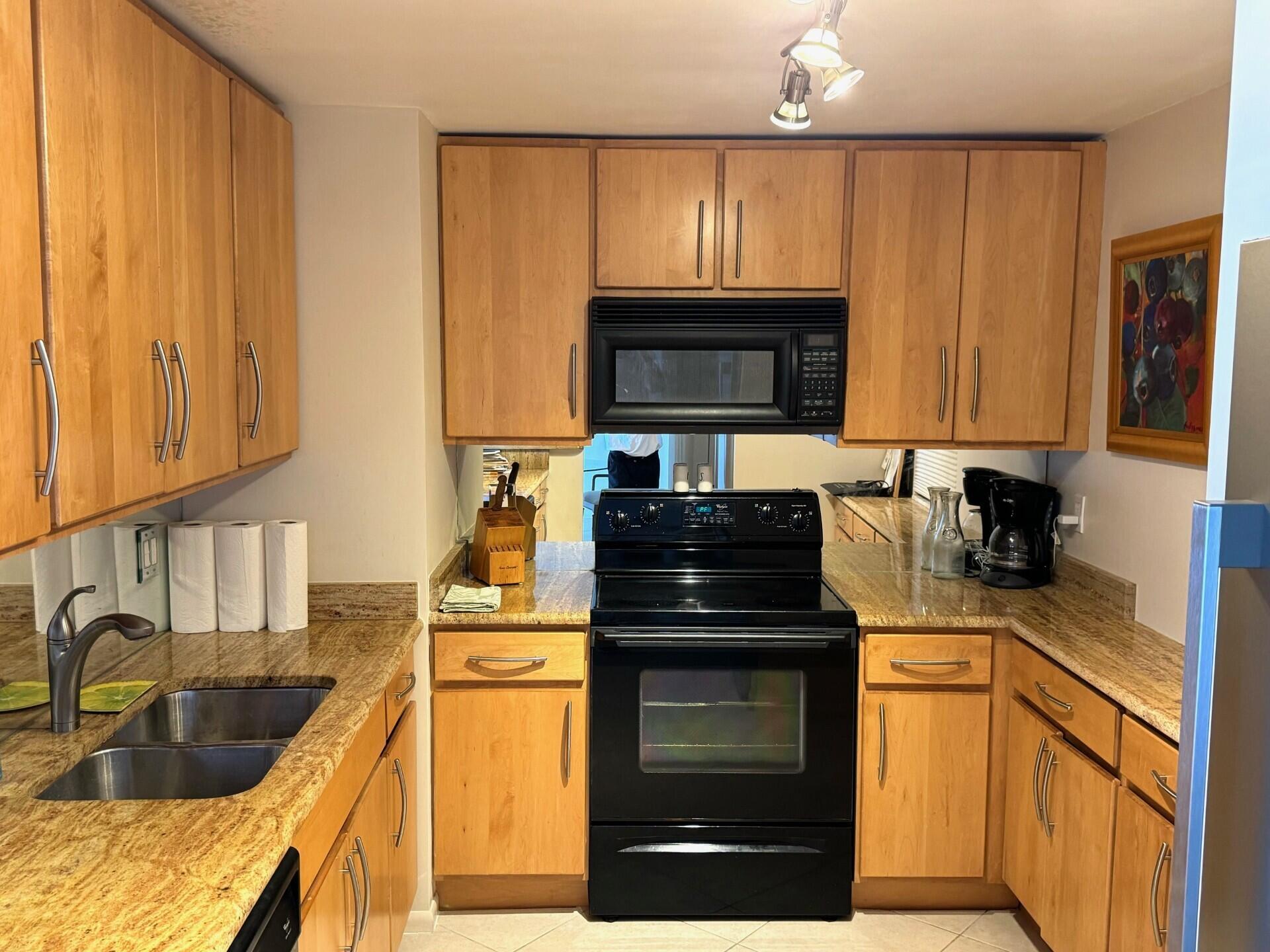 5200 N Flagler Drive 803