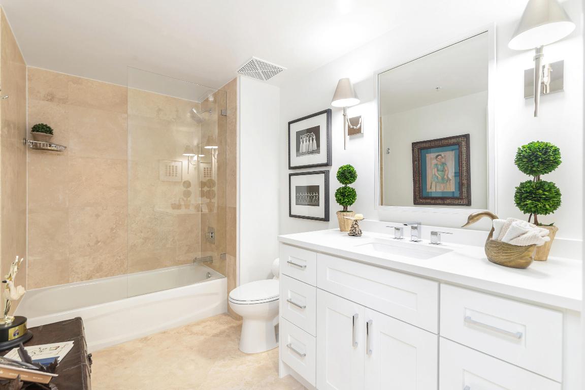 403 S Sapodilla Avenue 416