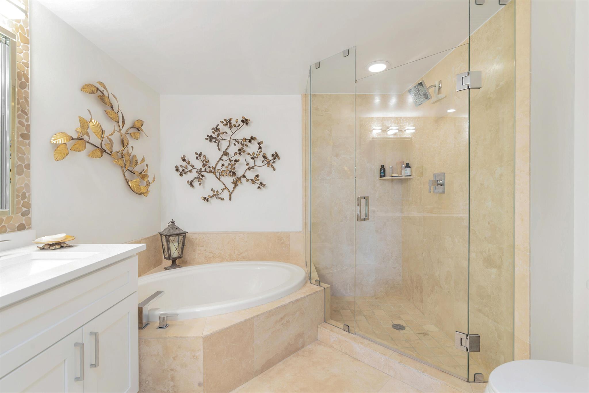 403 S Sapodilla Avenue 416