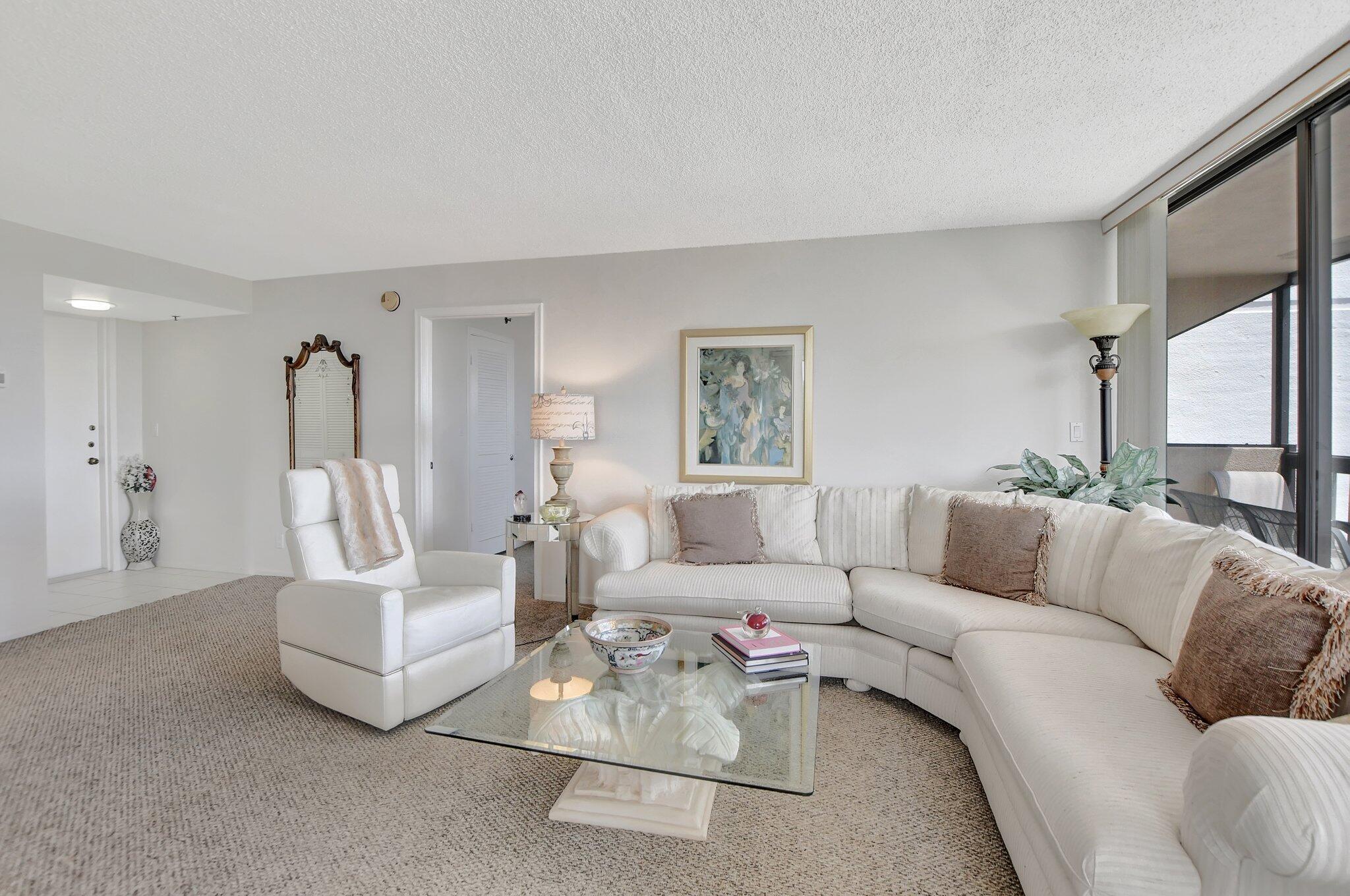 1552 Bridgewood Drive 1552