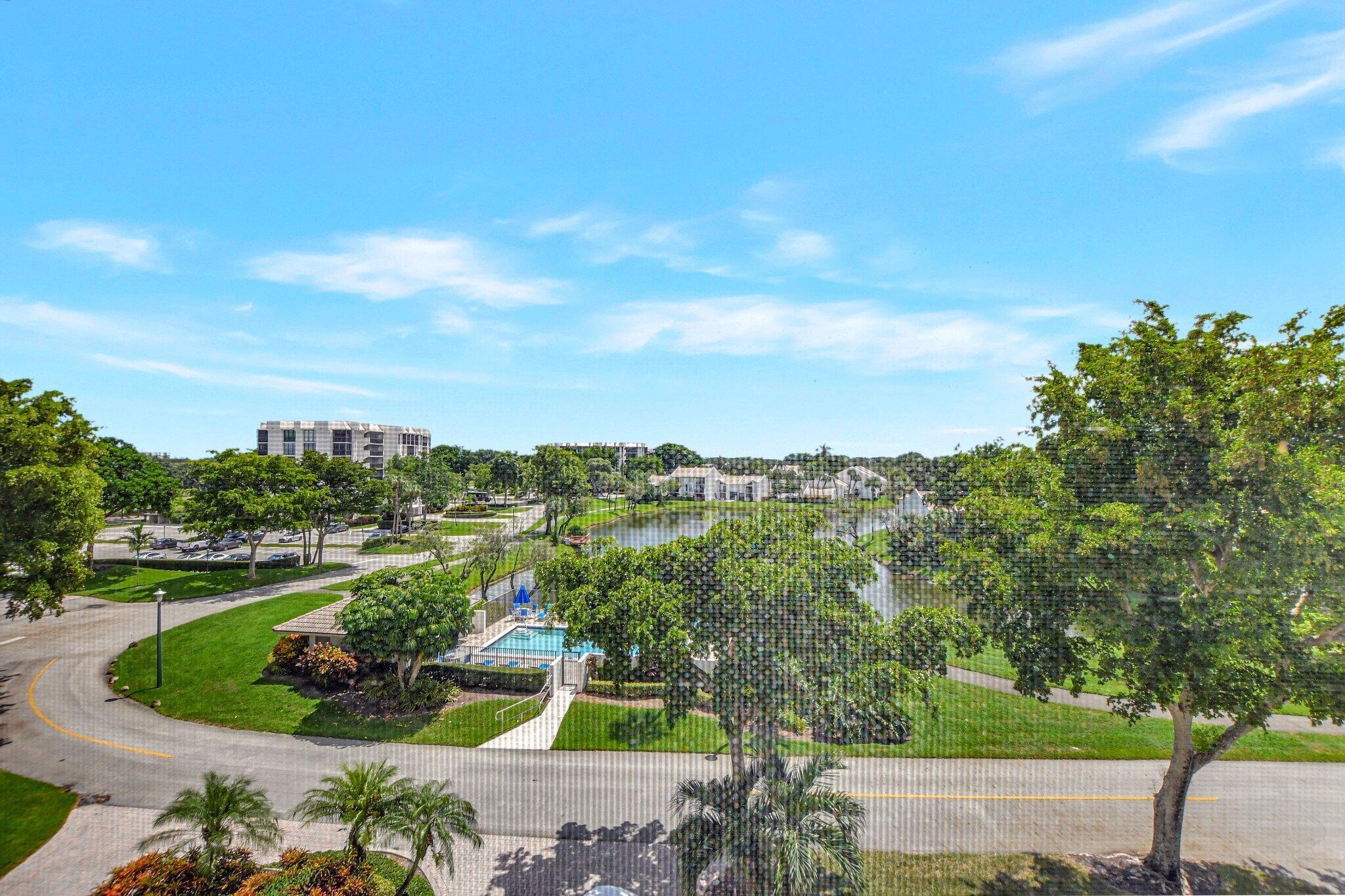 1552 Bridgewood Drive 1552